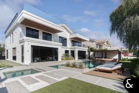 Villa in Jumeirah Golf Estates, Dubai 5 bedrooms, 1200 sq.m. № 91184 - photo 2