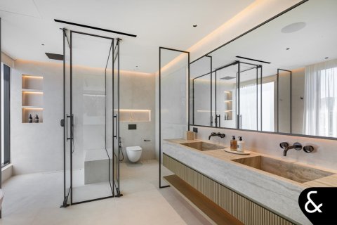 Villa in Jumeirah Golf Estates, Dubai 5 bedrooms, 1200 sq.m. № 91184 - photo 20