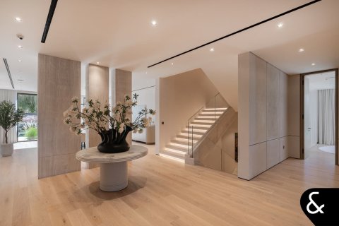 Villa in Jumeirah Golf Estates, Dubai 5 bedrooms, 1200 sq.m. № 91184 - photo 8