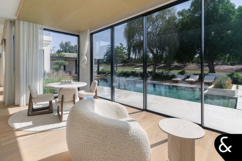 Villa in Jumeirah Golf Estates, Dubai 5 bedrooms, 1200 sq.m. № 91184 - photo 6