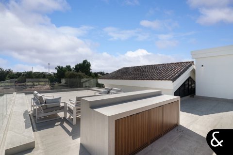 Villa in Jumeirah Golf Estates, Dubai 5 bedrooms, 1200 sq.m. № 91184 - photo 25