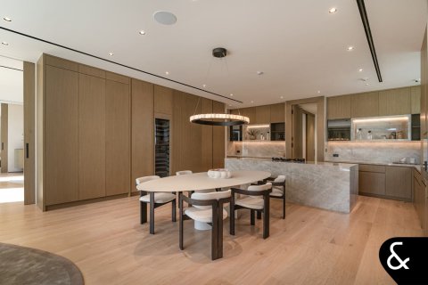 Villa in Jumeirah Golf Estates, Dubai 5 bedrooms, 1200 sq.m. № 91184 - photo 13