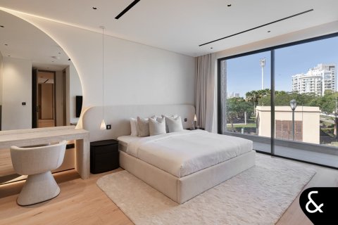 Villa in Jumeirah Golf Estates, Dubai 5 bedrooms, 1200 sq.m. № 91184 - photo 18