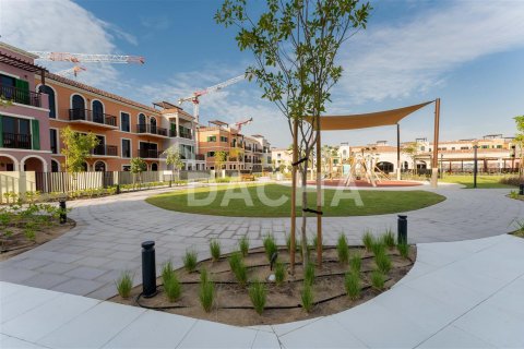Adosado en Jumeirah, Dubai, 3 dormitorios, 344.4 m², № 6985 - foto 30