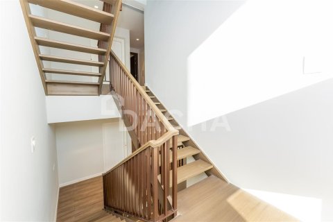 Adosado en Jumeirah, Dubai, 3 dormitorios, 344.4 m², № 6985 - foto 12