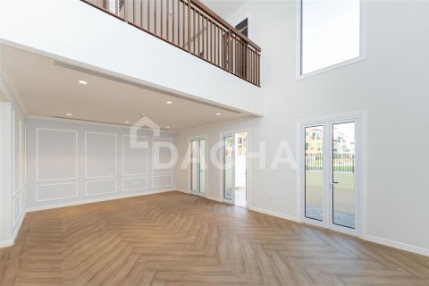 Adosado en Jumeirah, Dubai, 3 dormitorios, 344.4 m², № 6985 - foto 25