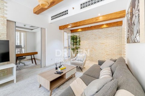 Apartamento en Old Town, Dubai, 2 dormitorios, 210 m², № 20224 - foto 1