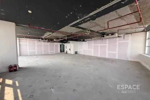 Office in Jumeirah Lake Towers, Dubai 157 sq.m. № 71322 - photo 6