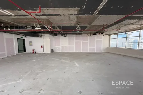 Office in Jumeirah Lake Towers, Dubai 157 sq.m. № 71322 - photo 5