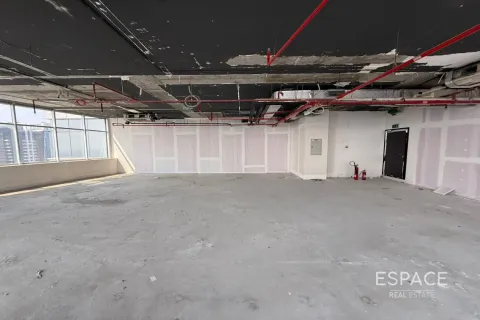 Office in Jumeirah Lake Towers, Dubai 157 sq.m. № 71321 - photo 4