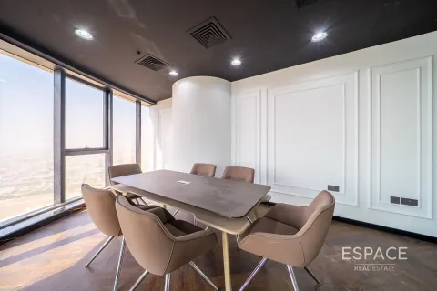 Снять в аренду офис в The Citadel Tower, Бизнес-Бэй, Дубай: 82м², № 71306 - фото 7