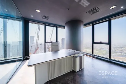 Снять в аренду офис в The Citadel Tower, Бизнес-Бэй, Дубай: 82м², № 71306 - фото 3