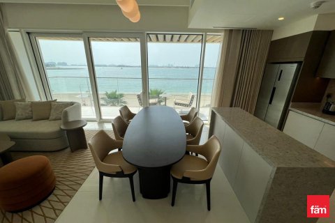 Apartment in Dubai Harbour, Dubai 2 bedrooms, 130.5 sq.m. № 100296 - photo 12