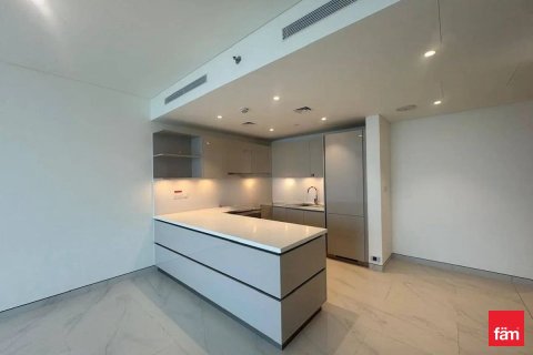 Купить квартиру в Дубае: 1 спальня, 72.7м², № 100297 - фото 3