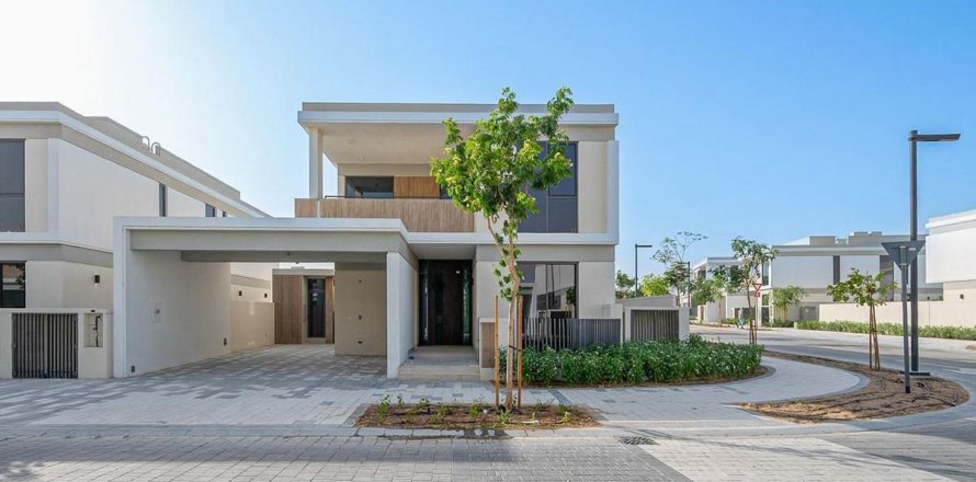 Villa in Tilal Al Ghaf, Dubai 4 bedrooms, 421.1 sq.m. № 110780