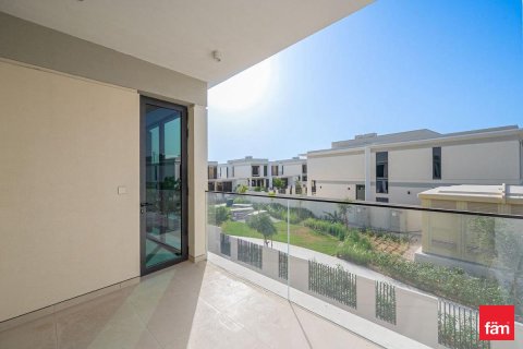 Villa in Tilal Al Ghaf, Dubai 4 bedrooms, 421.1 sq.m. № 110780 - photo 3