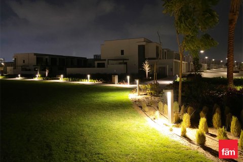 Villa in Dubai Hills Estate, Dubai 4 bedrooms, 302.6 sq.m. № 110782 - photo 2