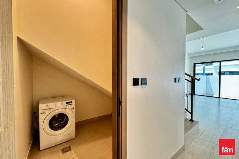 Villa en Dubai, 5 dormitorios, 219.6 m², № 47751 - foto 7