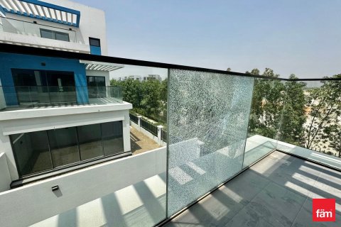 Villa en Dubai, 5 dormitorios, 219.6 m², № 47751 - foto 23