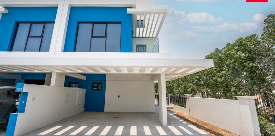 Villa à Dubai, 5 chambres, 219.6 m², № 47751