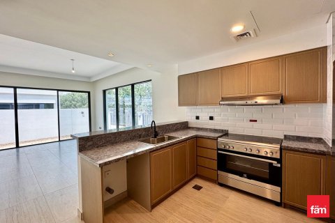 Villa en Dubai, 5 dormitorios, 219.6 m², № 47751 - foto 5