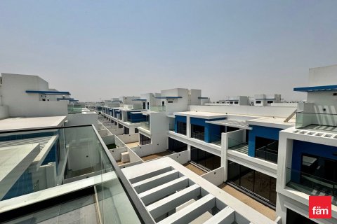 Villa en Dubai, 5 dormitorios, 219.6 m², № 47751 - foto 24