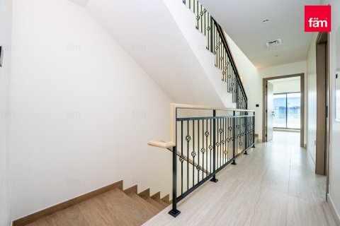 Villa à Dubai, 5 chambres, 219.6 m², № 47751 - photo 18