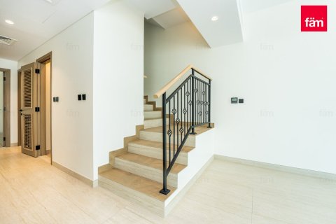 Villa à Dubai, 5 chambres, 219.6 m², № 47751 - photo 8