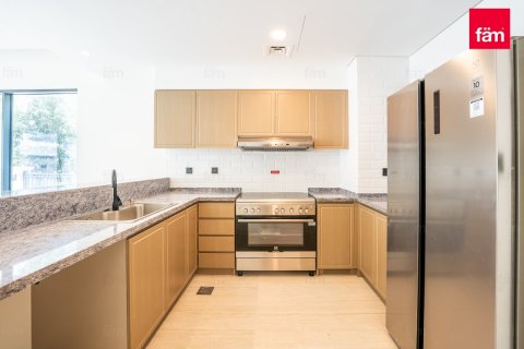 Villa à Dubai, 5 chambres, 219.6 m², № 47751 - photo 6