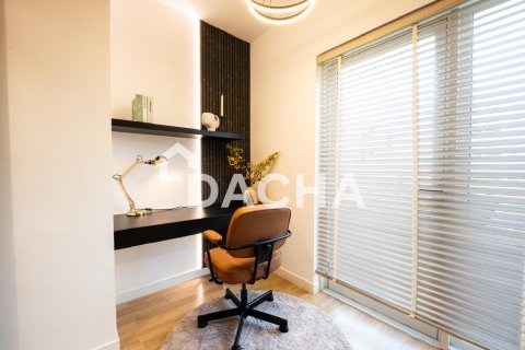 Adosado en Dubai Investment Park, Dubai, 4 dormitorios, 80 m², № 104906 - foto 15