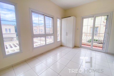 Villa in The Springs, Dubai 2 bedrooms, 153 sq.m. № 13601 - photo 12