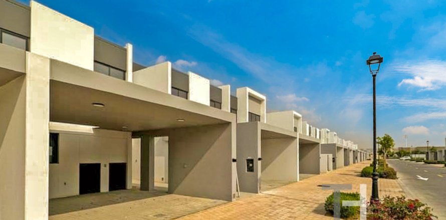 Maison de ville à Dubai, 3 chambres, 181 m², № 13602