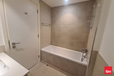 Купить квартиру в Дубае: 2 спальни, 121.5м², № 99485 - фото 6