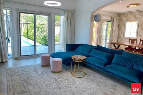 Villa à Dubai, 2 chambres, 633.1 m², № 99486 - photo 3