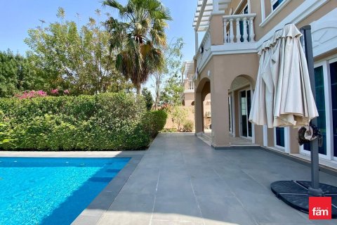 Villa à Dubai, 2 chambres, 633.1 m², № 99486 - photo 2