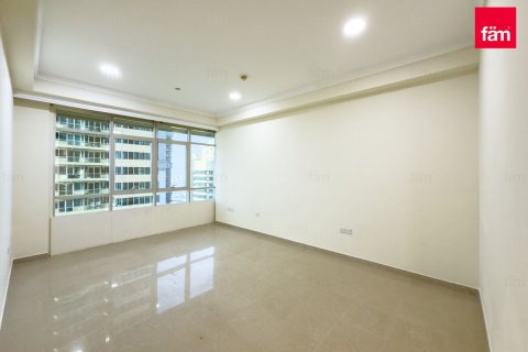 Apartment in Dubai Marina, Dubai 3 bedrooms, 202 sq.m. № 41309 - photo 18