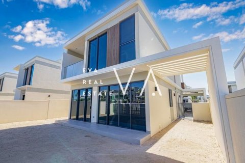 Villa à Dubai, 4 chambres, 346.98 m², № 52570 - photo 3