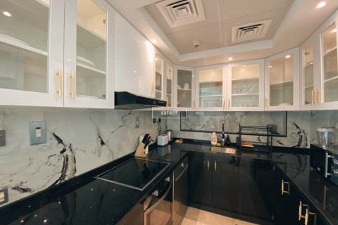 Apartment in Dubai Marina, Dubai 2 bedrooms, 158.2 sq.m. № 10296 - photo 14