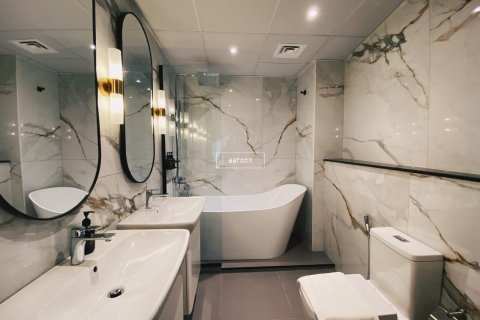 Apartment in Dubai Marina, Dubai 2 bedrooms, 158.2 sq.m. № 10296 - photo 18