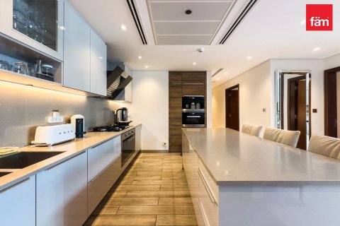 Apartamento en Dubai Marina, Dubai, 4 dormitorios, 307.3 m², № 132726 - foto 26