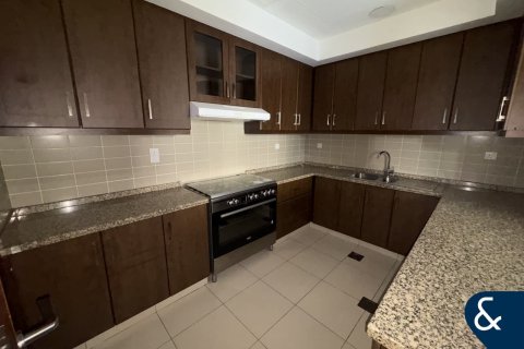 Снять в аренду виллу в Mira, Рим, Дубай: 4 спальни, 353м², № 91463 - фото 3