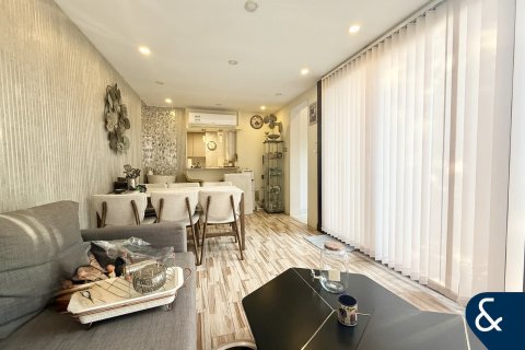 Снять в аренду таунхаус в The Springs, Дубай: 2 спальни, 167м², № 91449 - фото 20