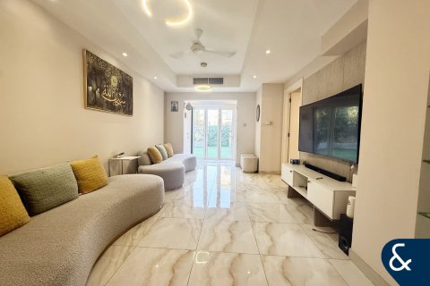 Снять в аренду таунхаус в The Springs, Дубай: 2 спальни, 167м², № 91449 - фото 16