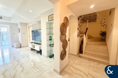 Снять в аренду таунхаус в The Springs, Дубай: 2 спальни, 167м², № 91449 - фото 12