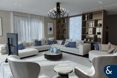 Снять в аренду виллу в Signature Villas, Пальма Джумейра, Дубай: 6 спален, 1245м², № 91465 - фото 10