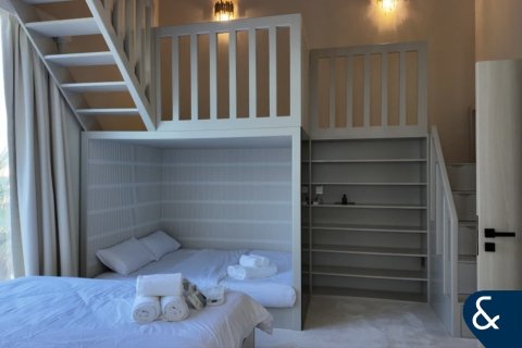 Снять в аренду виллу в Signature Villas, Пальма Джумейра, Дубай: 6 спален, 1245м², № 91465 - фото 13