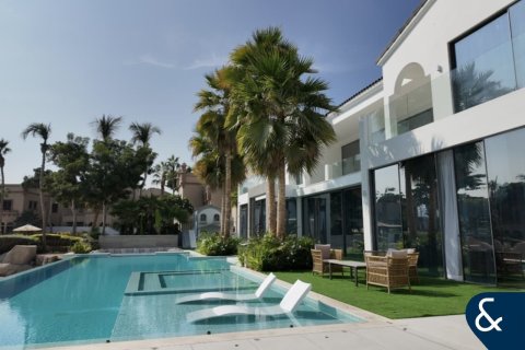 Снять в аренду виллу в Signature Villas, Пальма Джумейра, Дубай: 6 спален, 1245м², № 91465 - фото 4