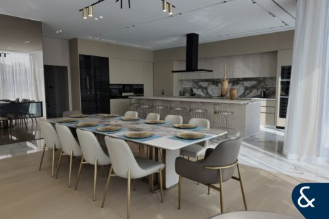 Снять в аренду виллу в Signature Villas, Пальма Джумейра, Дубай: 6 спален, 1245м², № 91465 - фото 15