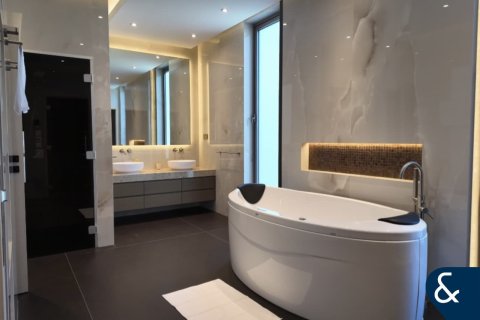 Снять в аренду виллу в Signature Villas, Пальма Джумейра, Дубай: 6 спален, 1245м², № 91465 - фото 12