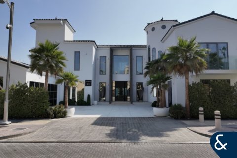 Снять в аренду виллу в Signature Villas, Пальма Джумейра, Дубай: 6 спален, 1245м², № 91465 - фото 3